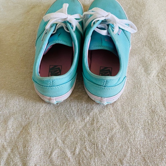 Blue vans - Picture 2 of 2